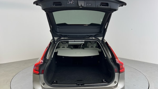 Used Volvo V90 2022 for sale - 76312413: Photo 13