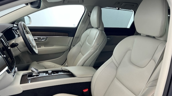 Used Volvo V90 2022 for sale - 76312413: Photo 37