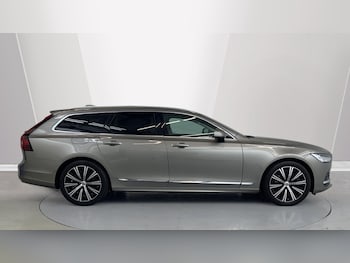Used Volvo V90 2022 for sale - 76312413: Photo