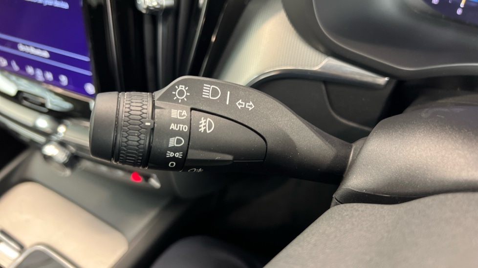 Used Volvo XC60 2023 for sale - 77917870: Photo 20