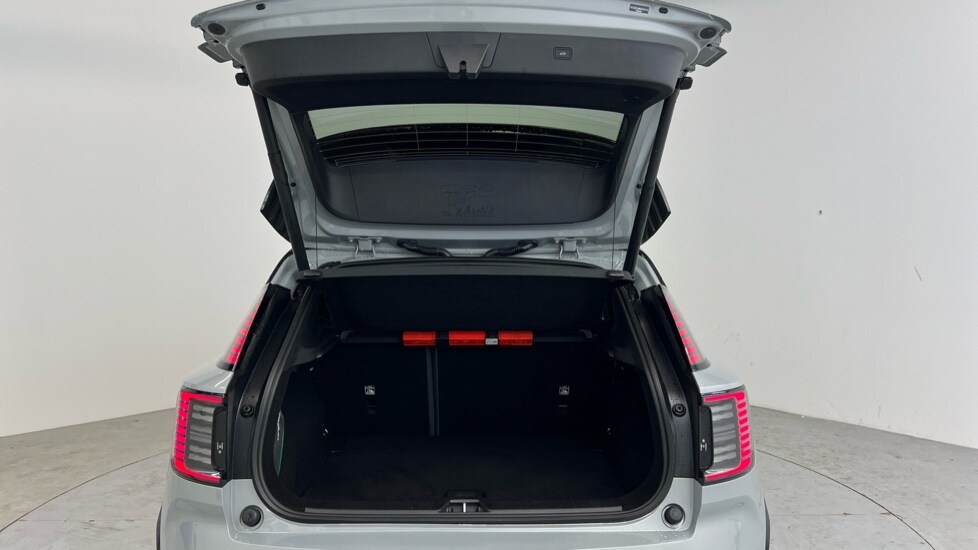 Used Volvo EX30 2025 for sale - 77855639: Photo 13