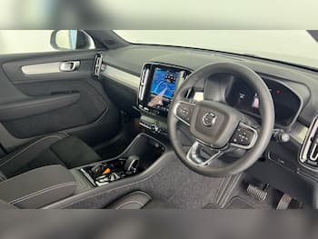Used Volvo XC40 2026 for sale - 79465473: Photo