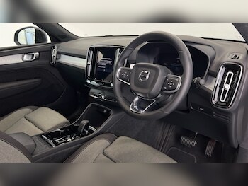 Used Volvo XC40 2022 for sale - 75959695: Photo