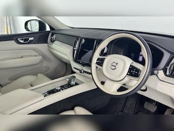 Used Volvo XC60 2023 for sale - 79602679: Photo