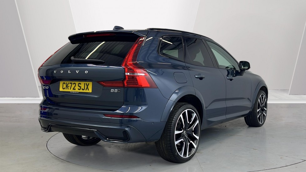 Used Volvo XC60 2022 for sale - 77360473: Photo 2
