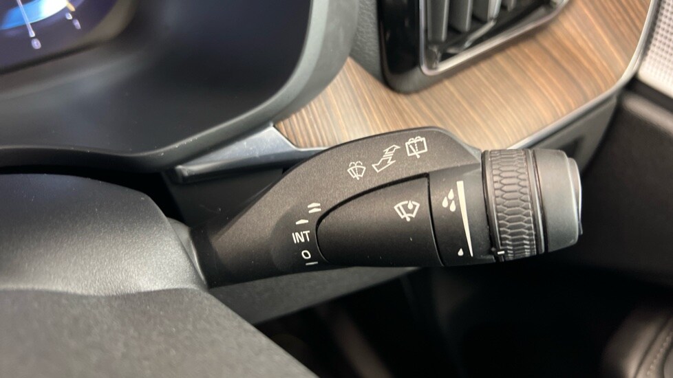 Used Volvo XC60 2022 for sale - 77360473: Photo 23