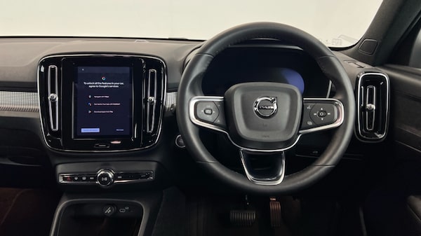 Used Volvo XC40 2025 for sale - 75464932: Photo 10