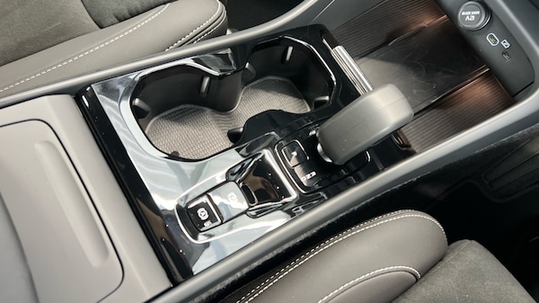 Used Volvo XC40 2025 for sale - 75464932: Photo 25
