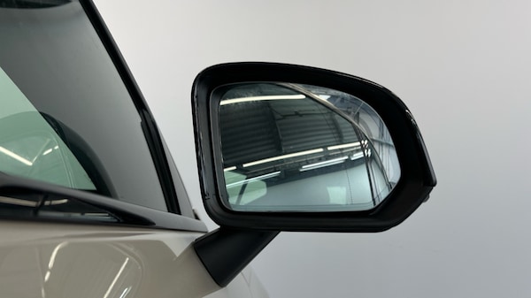Used Volvo XC40 2025 for sale - 75464932: Photo 32