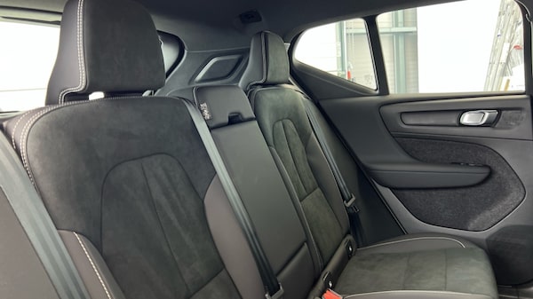 Used Volvo XC40 2025 for sale - 75464932: Photo 6
