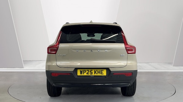 Used Volvo XC40 2025 for sale - 75464932: Photo 7