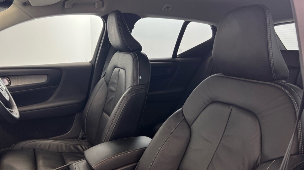 Used Volvo XC40 2022 for sale - 77588423: Photo 38