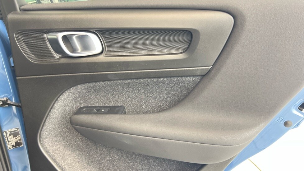 Used Volvo XC40 2022 for sale - 77588423: Photo 57