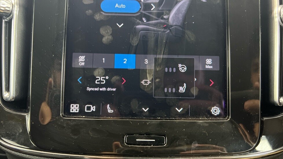 Used Volvo XC40 2022 for sale - 77588423: Photo 63