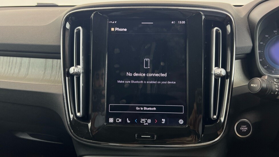 Used Volvo XC40 2022 for sale - 77588423: Photo 65