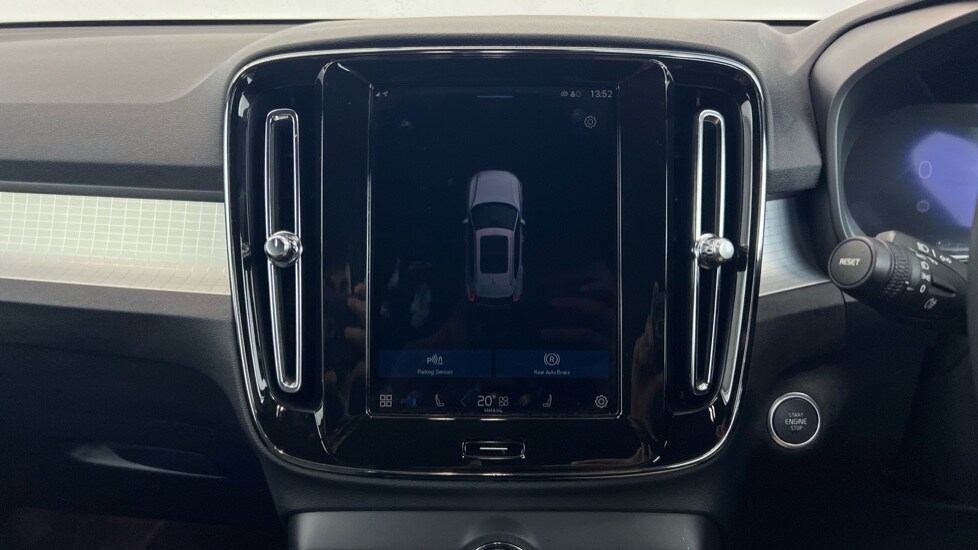 Used Volvo XC40 2023 for sale - 77492630: Photo 19