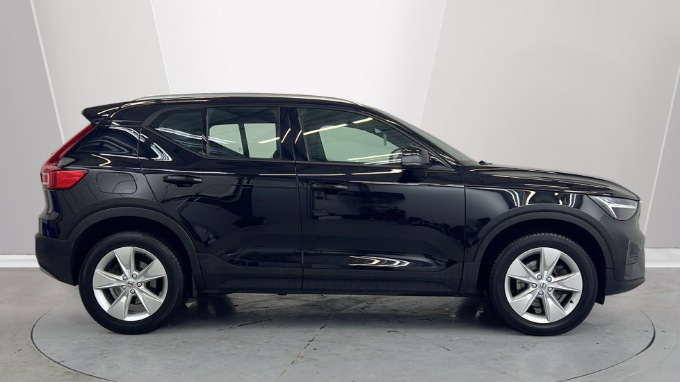 Used Volvo XC40 2023 for sale - 77492630: Photo 3