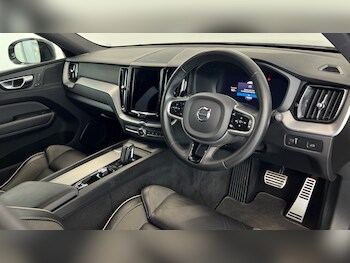 Used Volvo XC60 2022 for sale - 75472576: Photo