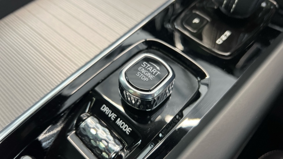 Used Volvo XC60 2020 for sale - 77047499: Photo 27