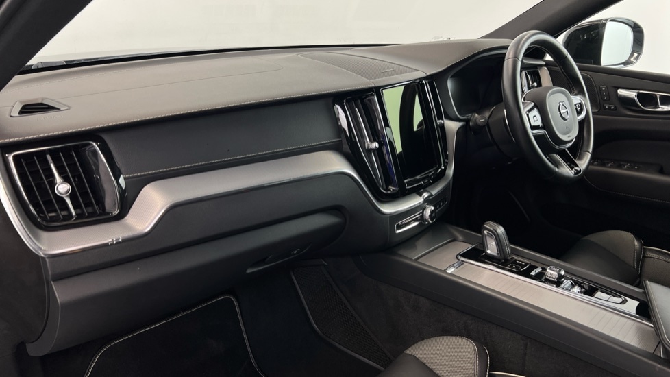 Used Volvo XC60 2020 for sale - 77047499: Photo 37