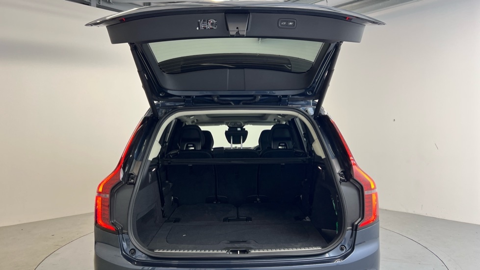 Used Volvo XC90 2025 for sale - 77256362: Photo 13