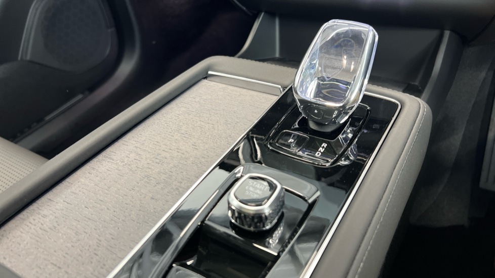 Used Volvo XC90 2025 for sale - 77256362: Photo 25