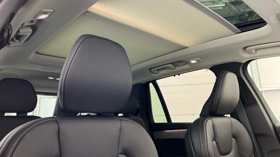 Used Volvo XC90 2025 for sale - 77256362: Photo 31