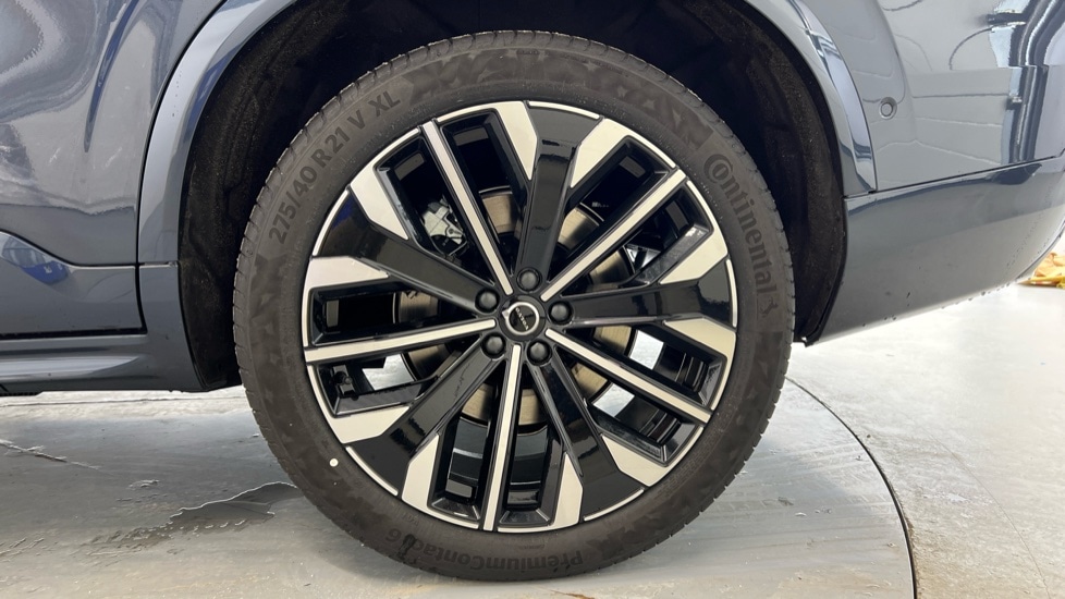 Used Volvo XC90 2025 for sale - 77256362: Photo 43