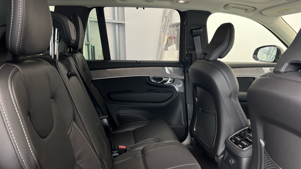 Used Volvo XC90 2025 for sale - 77256362: Photo 6
