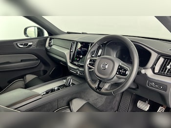 Used Volvo XC60 2022 for sale - 78472511: Photo