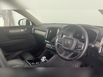 Used Volvo XC40 2023 for sale - 78936432: Photo
