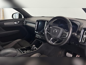Used Volvo XC40 2020 for sale - 76709508: Photo