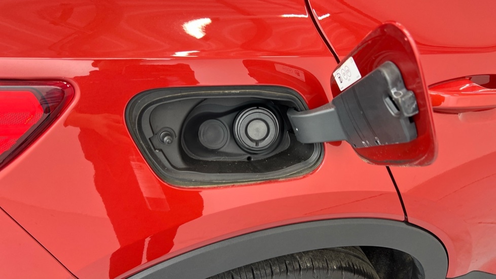 Used Volvo XC40 2021 for sale - 76851256: Photo 16