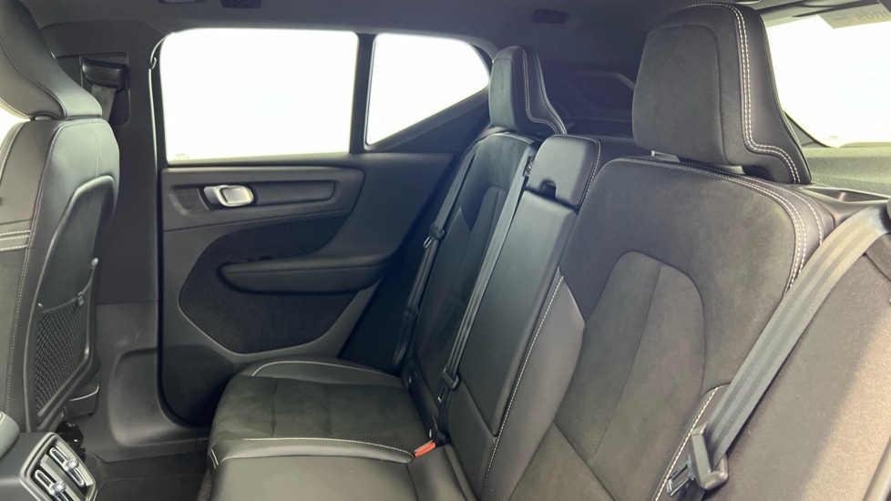 Used Volvo XC40 2021 for sale - 76851256: Photo 33