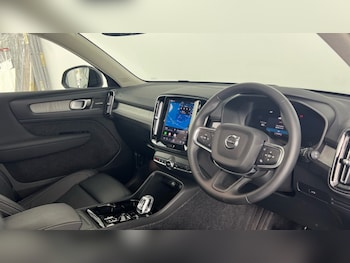Used Volvo XC40 2025 for sale - 78804361: Photo