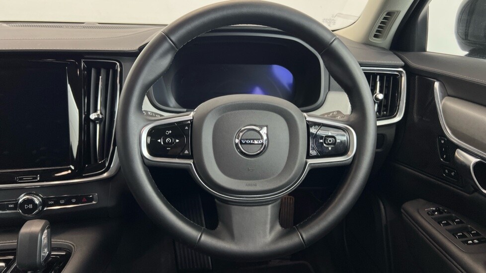 Used Volvo V90 2025 for sale - 77885348: Photo 10