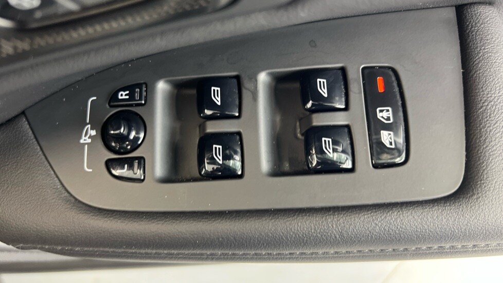 Used Volvo V90 2025 for sale - 77885348: Photo 24