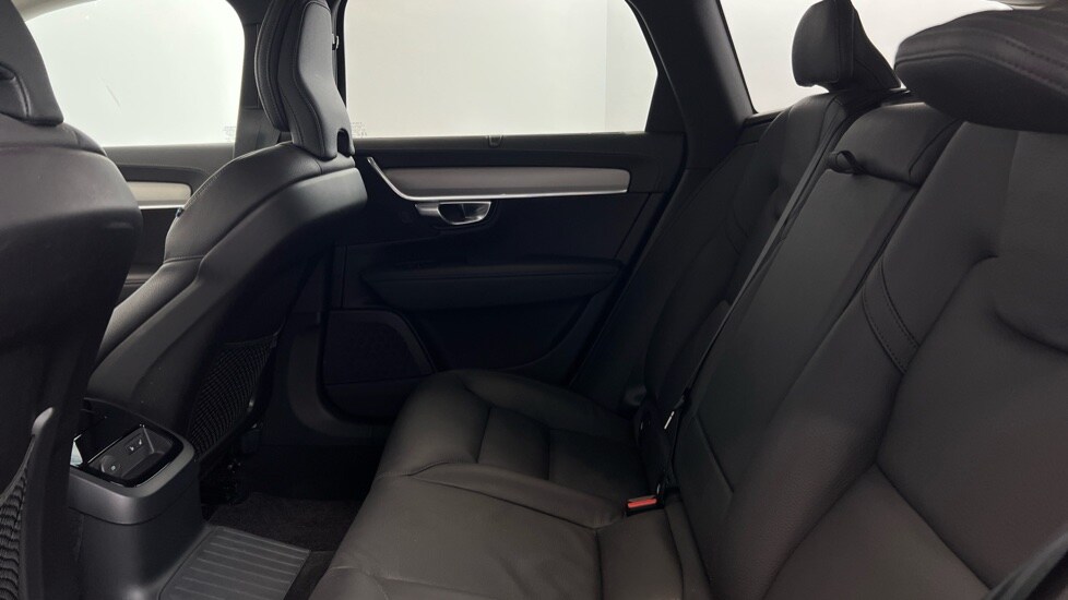 Used Volvo V90 2025 for sale - 77885348: Photo 33