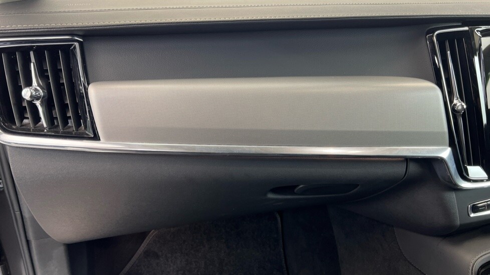 Used Volvo V90 2025 for sale - 77885348: Photo 42