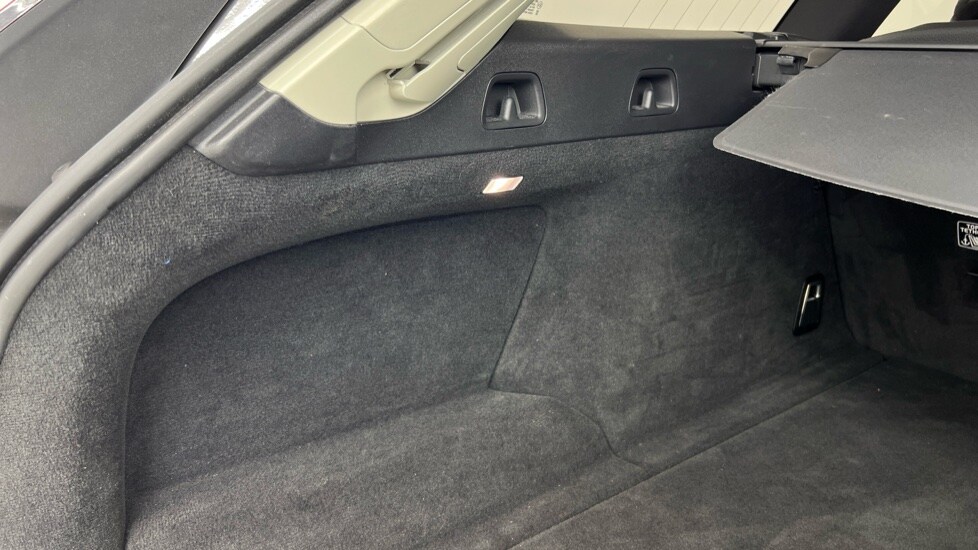 Used Volvo V90 2025 for sale - 77885348: Photo 53