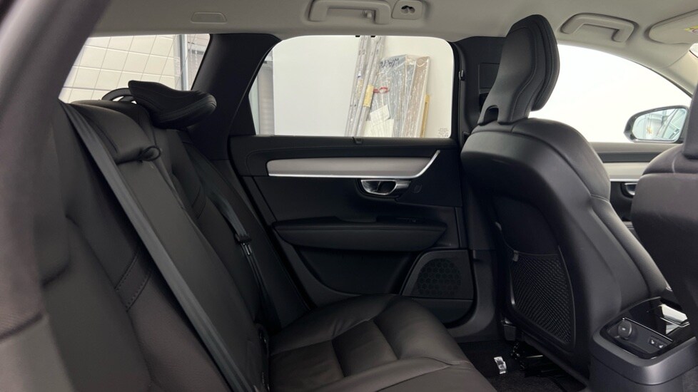 Used Volvo V90 2025 for sale - 77885348: Photo 6