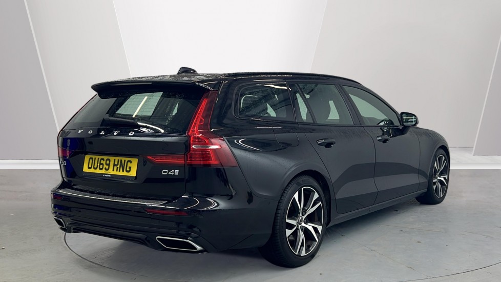 Used Volvo V60 2019 for sale - 77519050: Photo 2