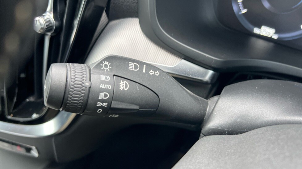 Used Volvo V60 2019 for sale - 77519050: Photo 20