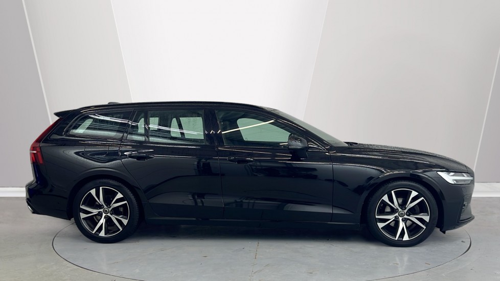 Used Volvo V60 2019 for sale - 77519050: Photo 3