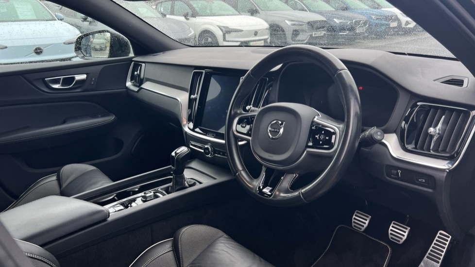 Used Volvo V60 2019 for sale - 77519050: Photo 4