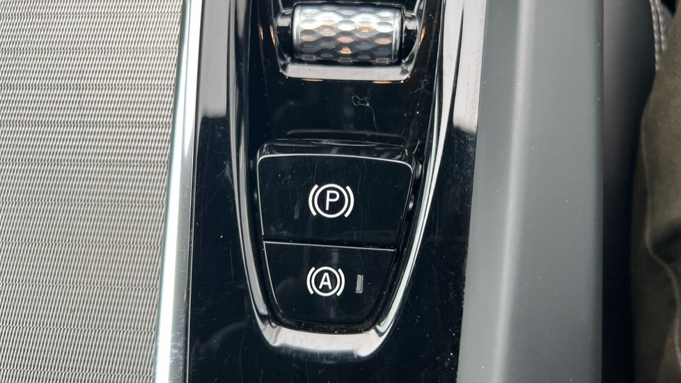 Used Volvo V60 2019 for sale - 77519050: Photo 60