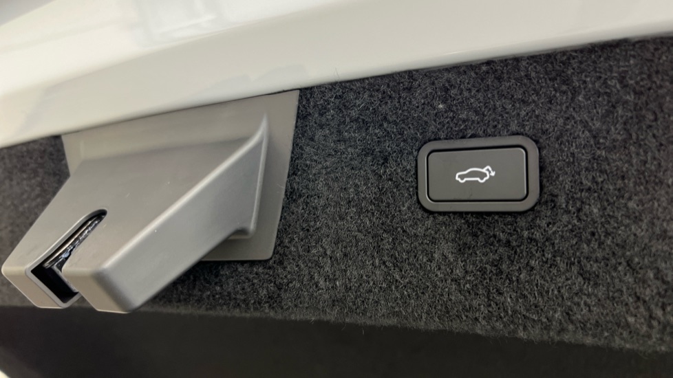 Used Polestar Polestar 4 2025 for sale - 77070976: Photo 30