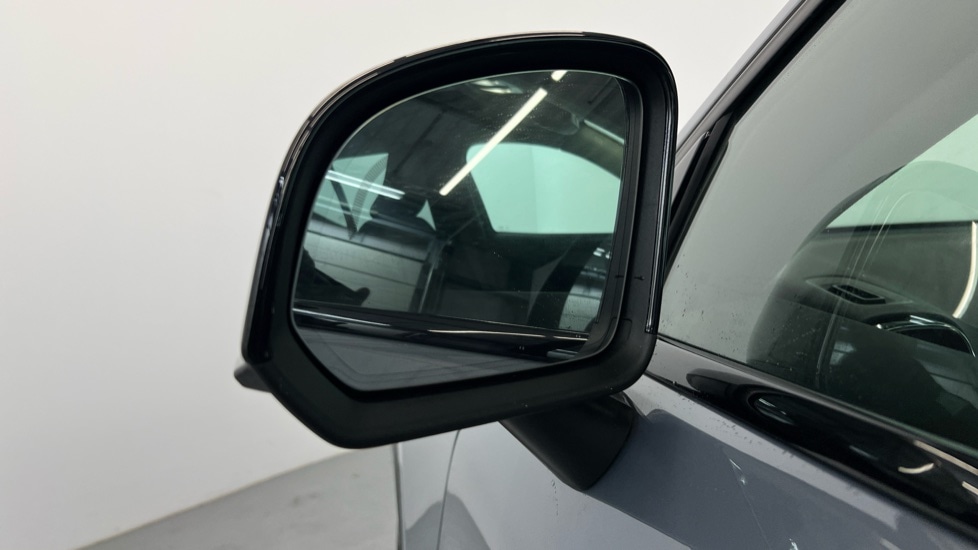 Used Volvo XC40 2022 for sale - 77205664: Photo 40