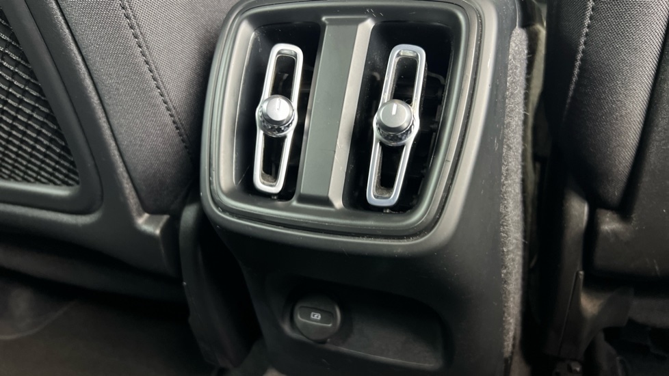 Used Volvo XC40 2022 for sale - 77988385: Photo 14