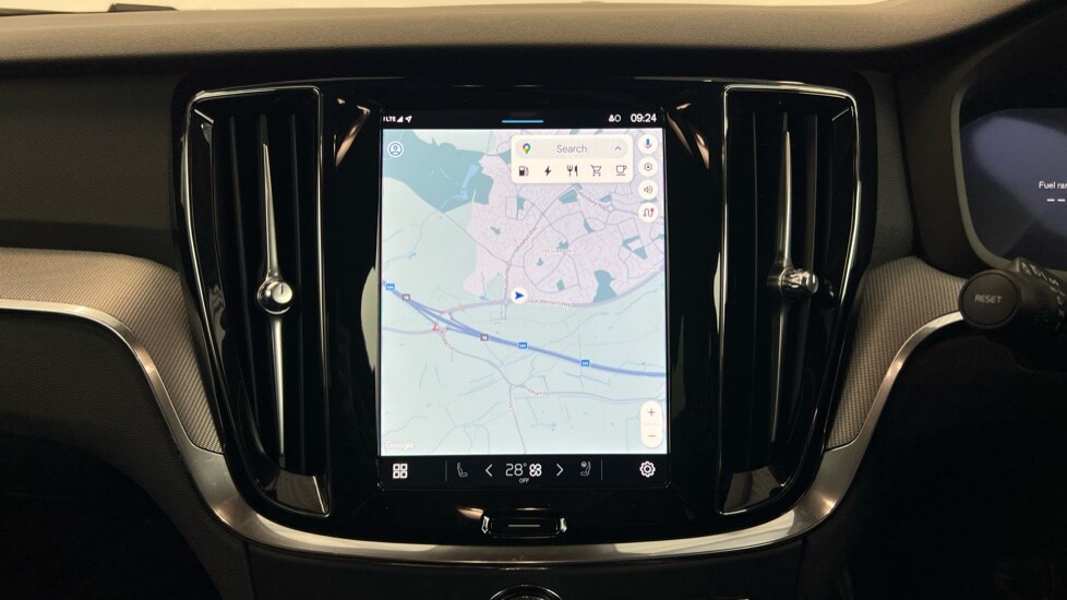 Used Volvo V60 2024 for sale - 77755693: Photo 18